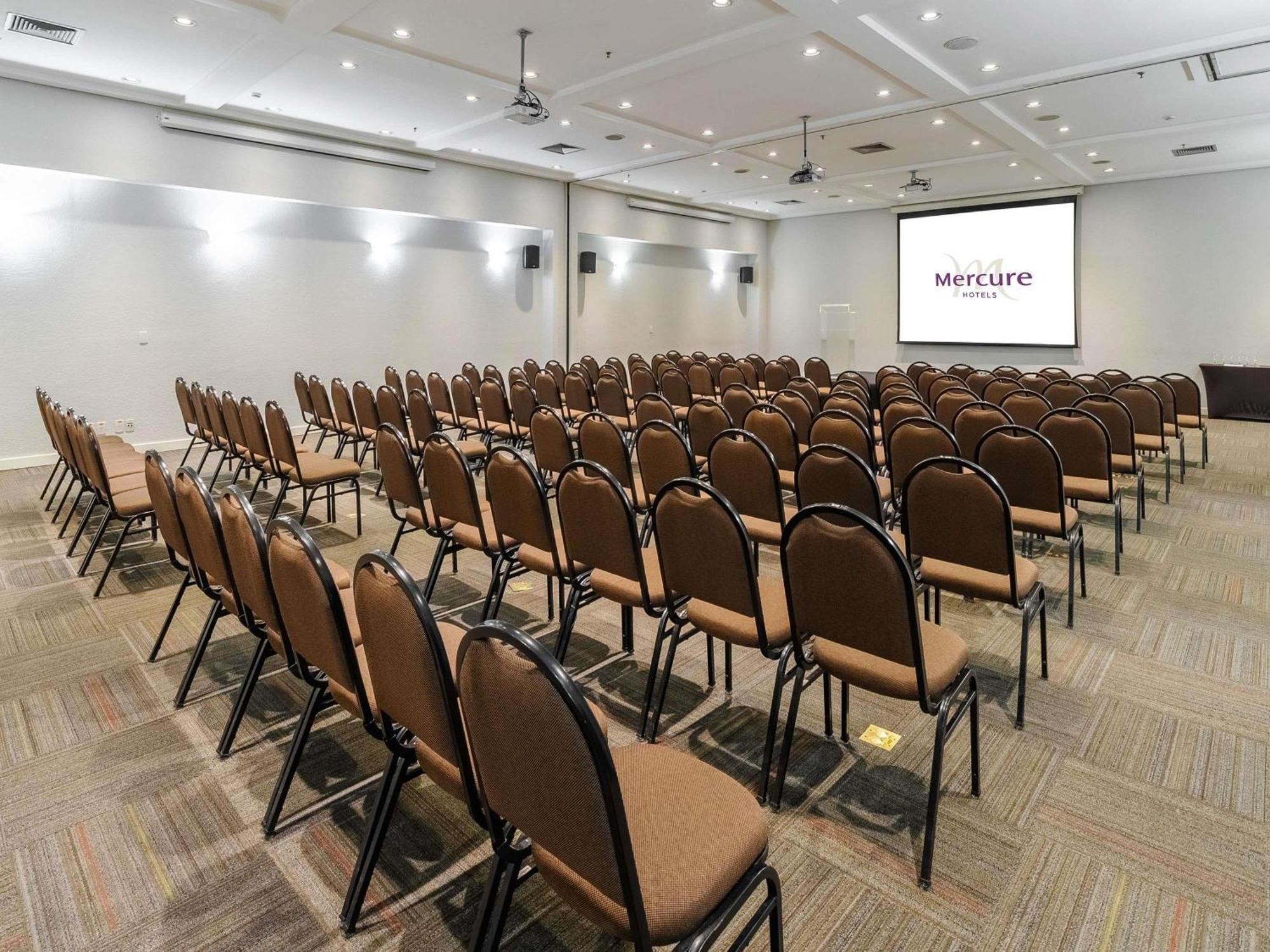 Mercure Aeroporto Hotel 4*