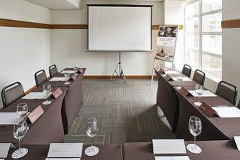Mercure Aeroporto 4*